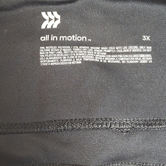 NWT all in motion active legging black. Shaping - Picture 4 of 6